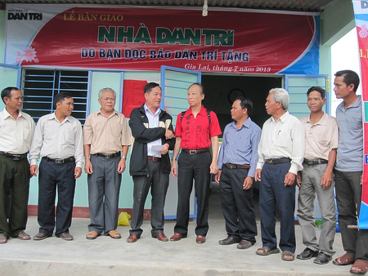 Philanthropists help change life of desperate family - 5 Philanthropists help change life of desperate family - 5