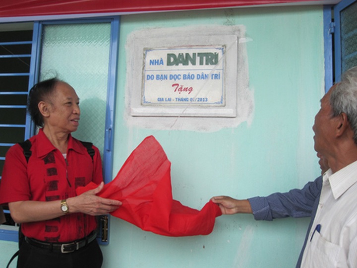 Philanthropists help change life of desperate family - 1 Philanthropists help change life of desperate family - 1