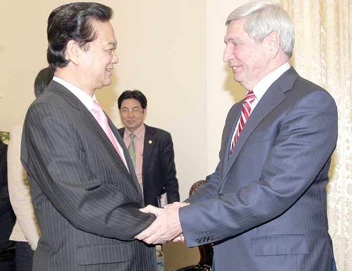 PM asks Russia to affirm trade, energy deals - 1