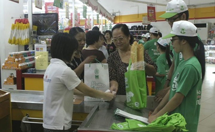 Environmentally friendly products a hard sell in Vietnam - 1 Environmentally friendly products a hard sell in Vietnam - 1