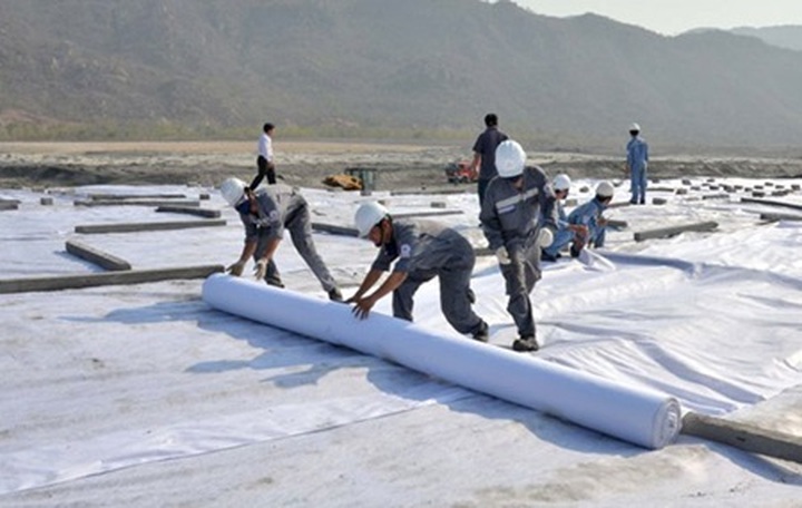 Deputy PM cracks whip at high pollution thermal plant - 1