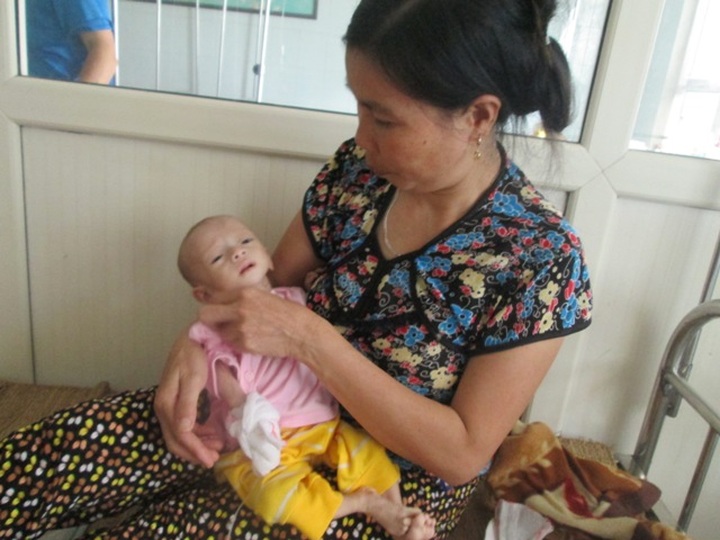 Six month-old baby struggling for life - 3