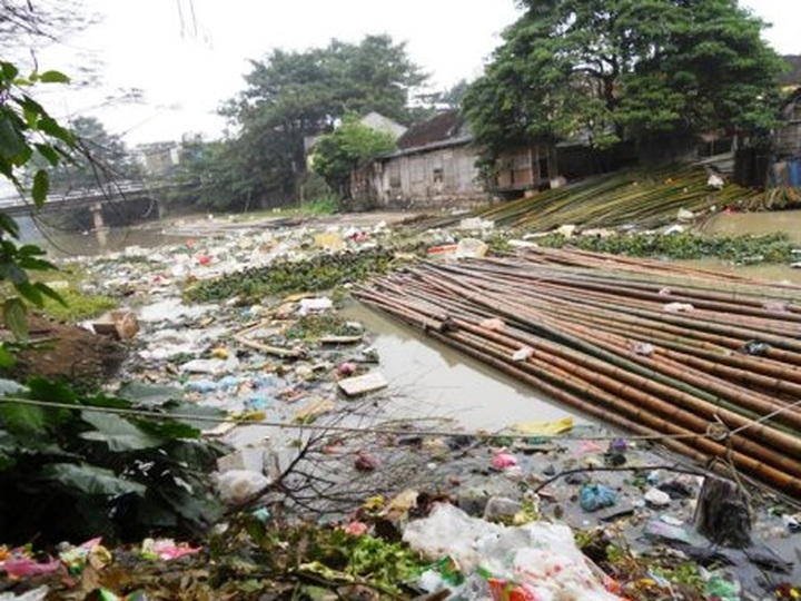 Thanh Hoa communities struggle with stagnant environmental project - 2