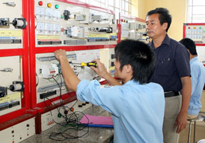 Vietnam to train more vocational teachers - 1