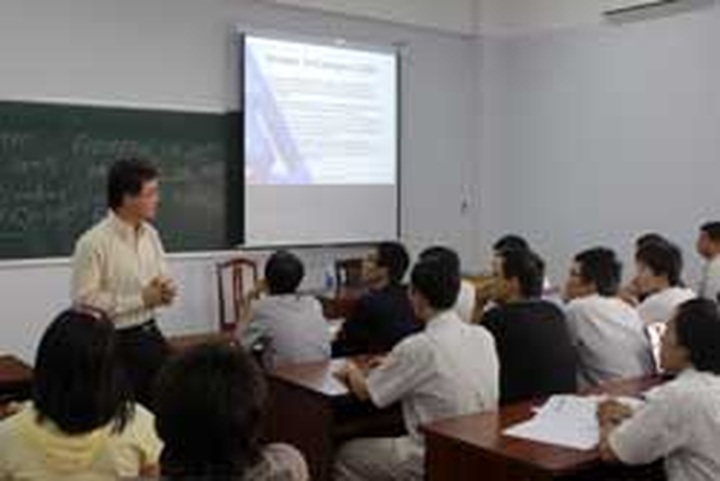 National programme to improve English skills - 1 National programme to improve English skills - 1