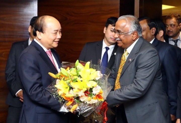 Prime Minister receives CEOs of leading Indian businesses - 1