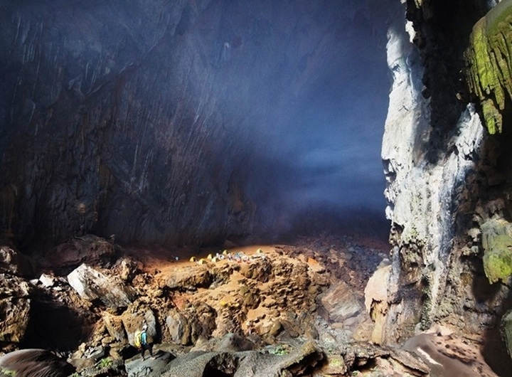 Adventure tours to Son Doong Cave in 2017 on sale - 1