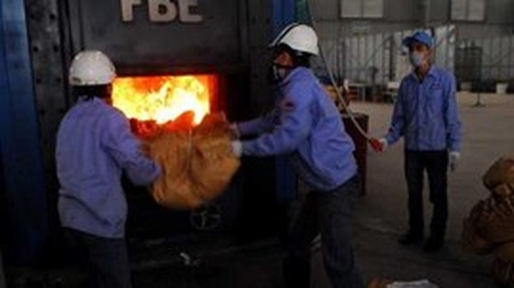 Hanoi opens new waste treatment plant - 1