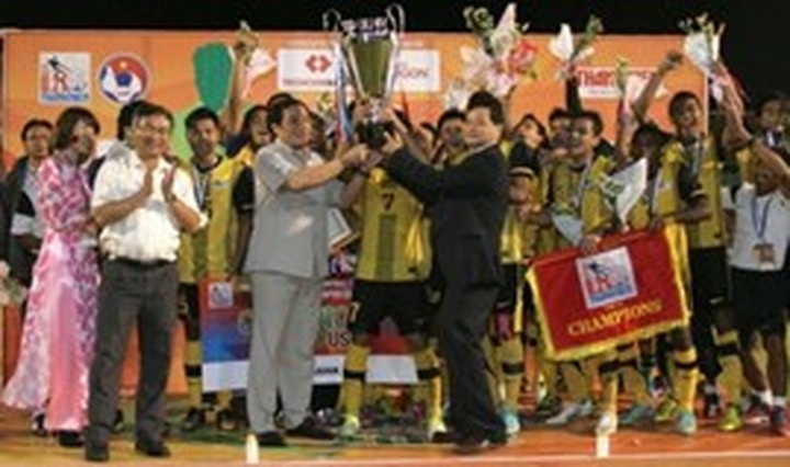 Malaysia win U21 Football Champs - 1