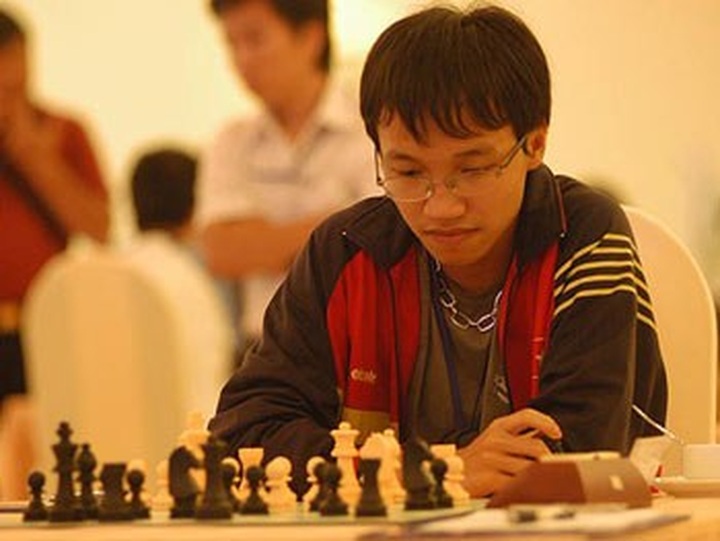 Chess players win tickets to world champs - 1