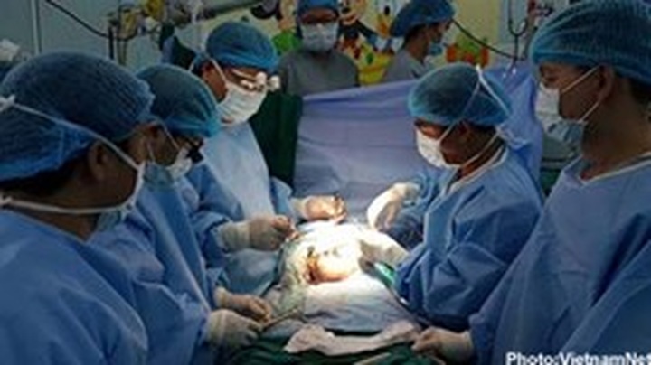 Conjoined twins separated, on respirator - 1