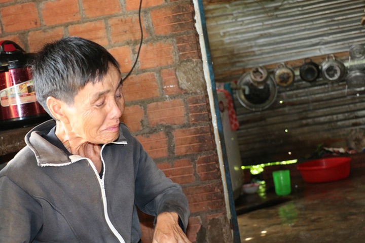 Grandmother struggles to care for orphaned children - 2