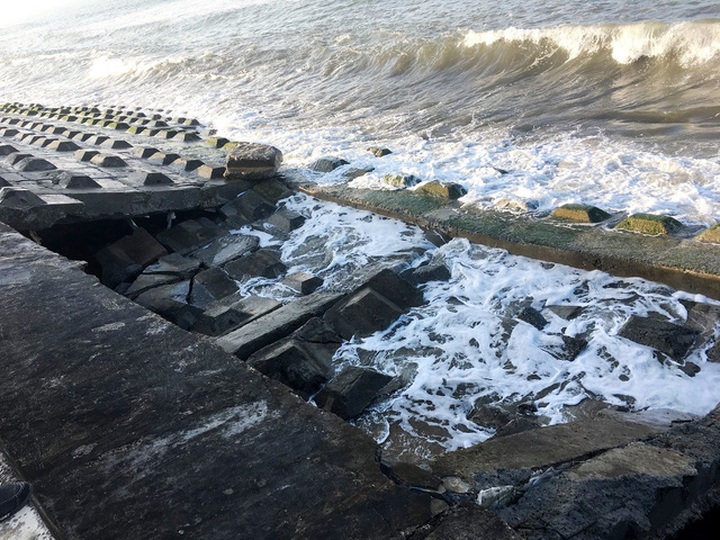 Hoi An beach continues to face erosion - 1 Hoi An beach continues to face erosion - 1