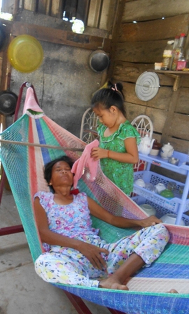 Widowed woman and her daughter struggle with incurable disease - 1