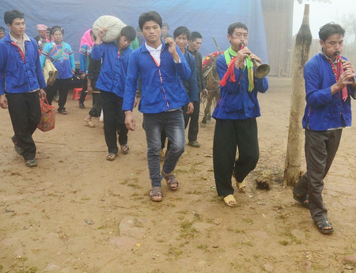 The wedding traditions of Phu La ethnic people - 1 The wedding traditions of Phu La ethnic people - 1