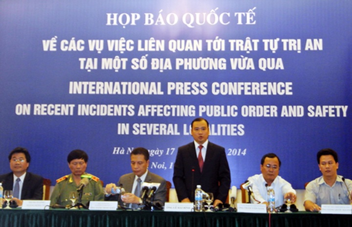 Vietnam holds international press conference on recent social disorder - 1
