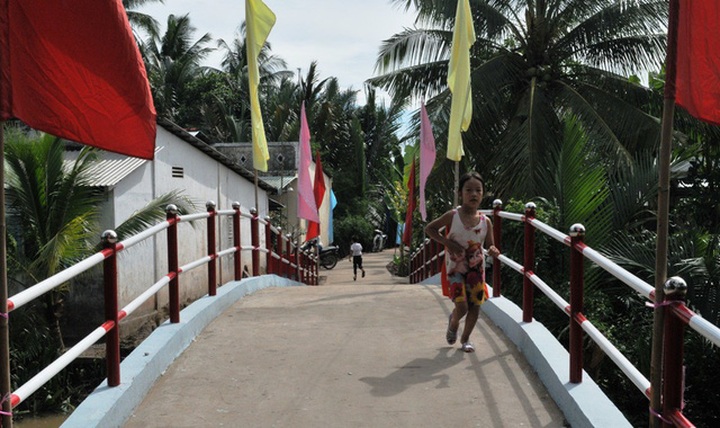 New Dantri Bridge opened in Tra Vinh - 1
