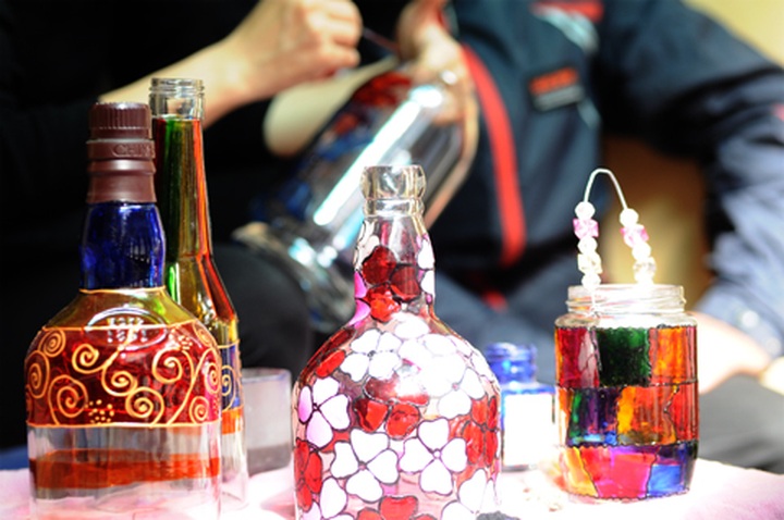 Turning trash into art treasures - 12 Turning trash into art treasures - 12