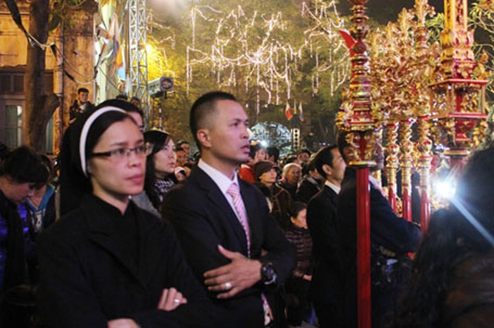 Christians celebrate Christmas across Vietnam - 9