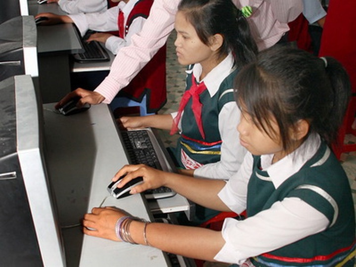 Vietnam donates boarding school to Laos - 1 Vietnam donates boarding school to Laos - 1