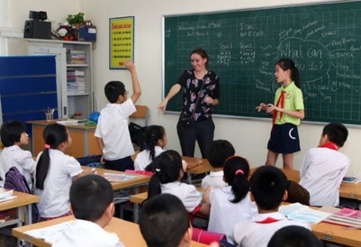UK, VN collaborate to raise English-teaching standards - 1 UK, VN collaborate to raise English-teaching standards - 1