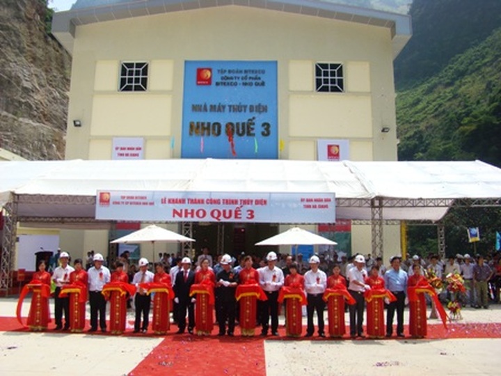 Hydroelectric plant begins operations - 1