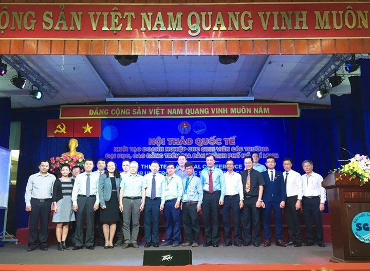HCMC wants entrepreneurial students - 1