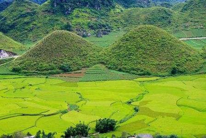 Beautification of natural heritage site unseemly to many - 1