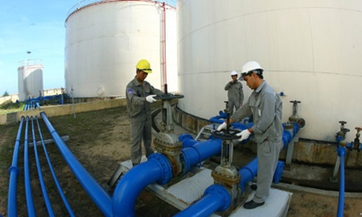 Revenue from crude oil falls sharply in Jan - 1