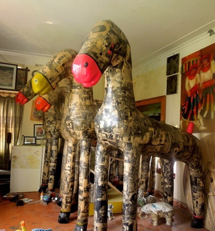 Exhibition of paper horses focuses on France-Vietnam ties - 1 Exhibition of paper horses focuses on France-Vietnam ties - 1