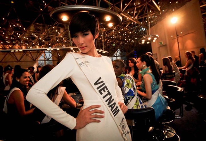 Hoang Thuy among top 15 models in the world - 1 Hoang Thuy among top 15 models in the world - 1