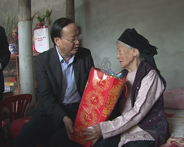 More New Year gifts for the needy - 1