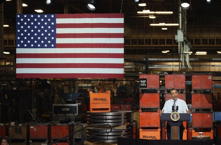 US jobless claims fall to near 4-year low - 1