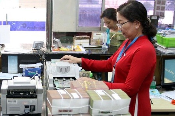 SBV reduces control of three banks - 1