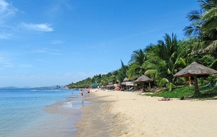 An Bang Beach voted in top 25 Asian beaches by TripAdvisor - 1