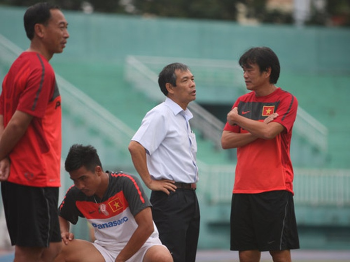 Vietnam football chief hints at retirement - 1