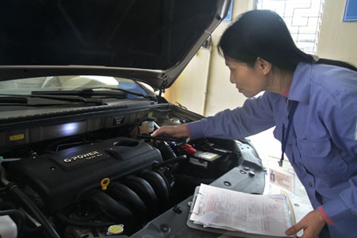 Lower car fees help second-hand market - 1 Lower car fees help second-hand market - 1