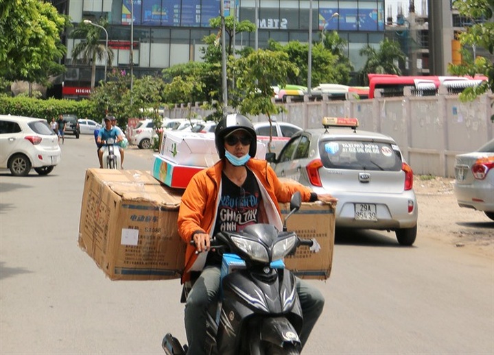 VN e-commerce competition hotting up - 1