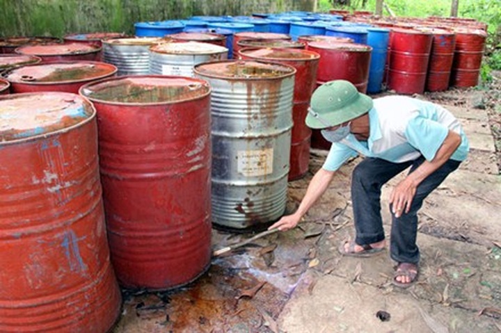 Ministry deploys officers to oversee pesticide excavation - 1 Ministry deploys officers to oversee pesticide excavation - 1