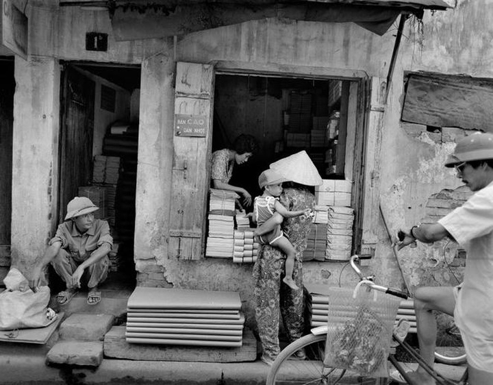 Vietnamese life in the 1990s - 19