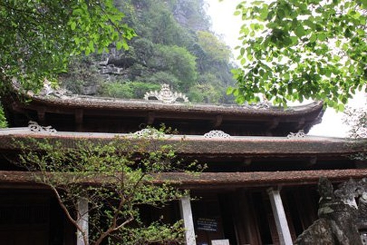 A glance back to the past in Bich Dong - 1