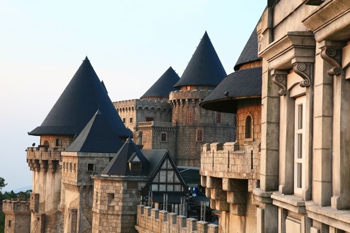 French Village’ opens to tourists at Ba Na Mountain - 2 French Village’ opens to tourists at Ba Na Mountain - 2