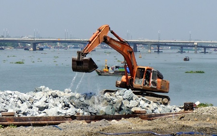 Probe launched into urban river project - 1