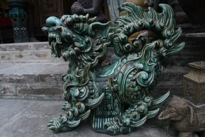 Giant pottery products ready for Tet - 8