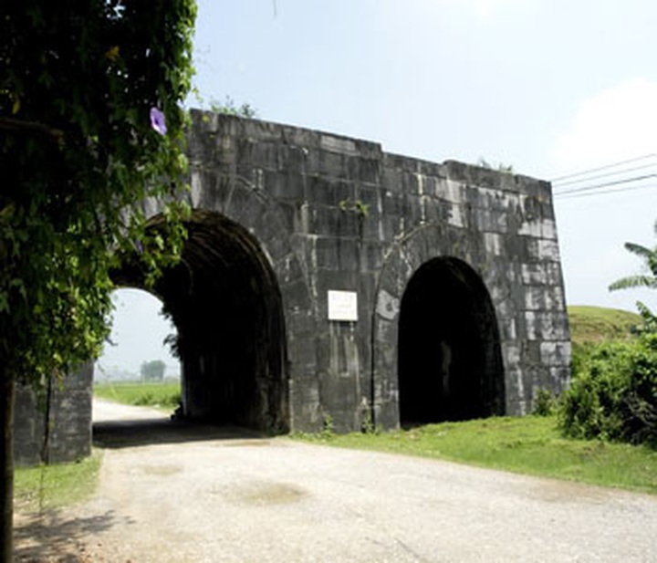 Ho Dynasty Citadel to receive World Heritage status in June - 5 Ho Dynasty Citadel to receive World Heritage status in June - 5