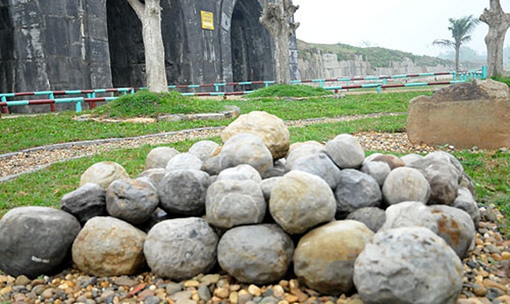 Ho Dynasty Citadel to receive World Heritage status in June - 13 Ho Dynasty Citadel to receive World Heritage status in June - 13