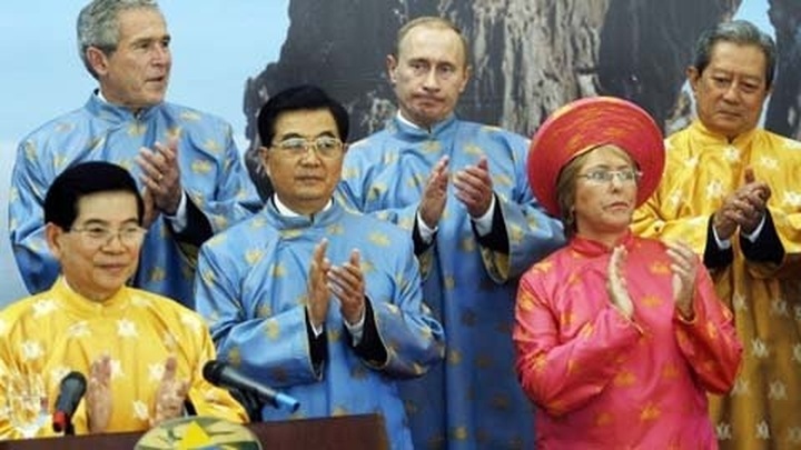 Competition to design State formal wear announced - 1 Competition to design State formal wear announced - 1