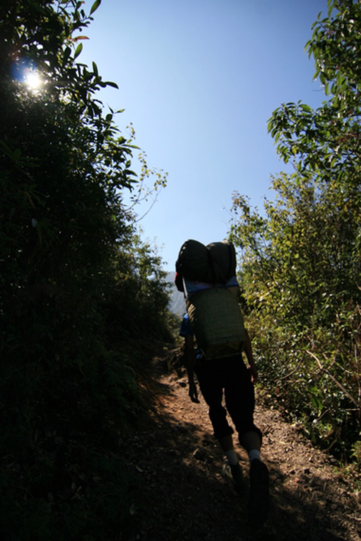 “Athletes” on the roof of Indochina - 3 “Athletes” on the roof of Indochina - 3