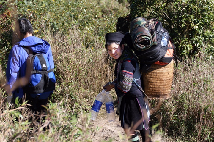“Athletes” on the roof of Indochina - 11 “Athletes” on the roof of Indochina - 11