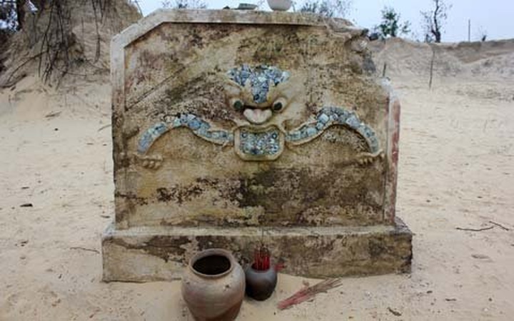 Ancient temple unearthed in central Vietnam - 7